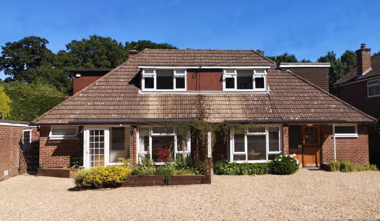 Abacus Bed And Breakfast, Blackwater, Hampshire Camberley Zewnętrze zdjęcie