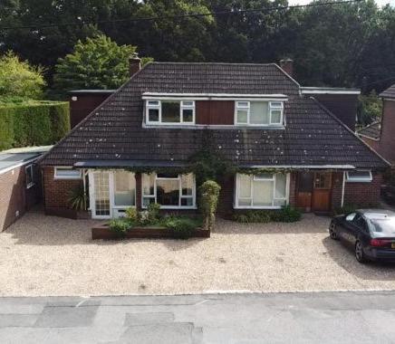 Abacus Bed And Breakfast, Blackwater, Hampshire Camberley Zewnętrze zdjęcie