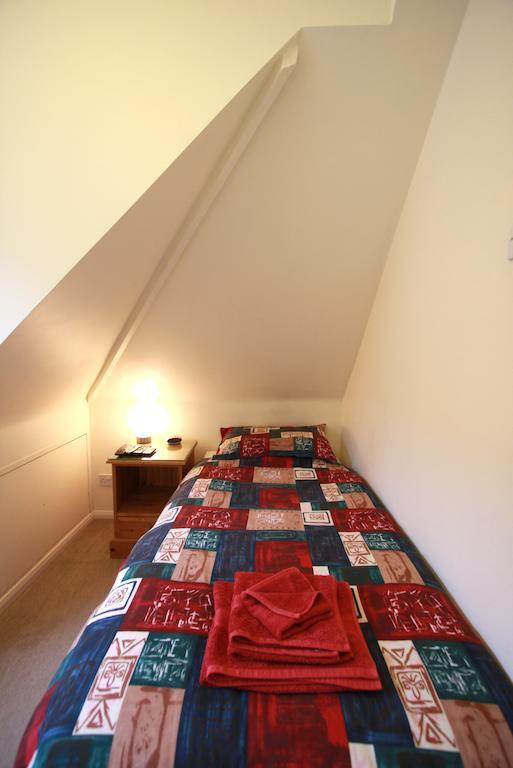 Abacus Bed And Breakfast, Blackwater, Hampshire Camberley Pokój zdjęcie