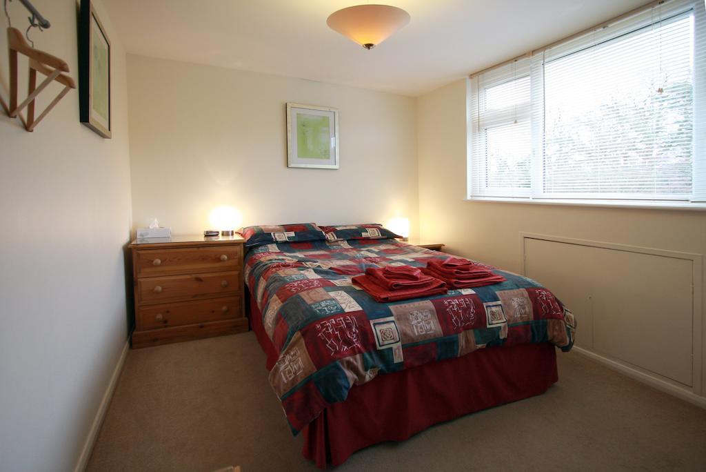 Abacus Bed And Breakfast, Blackwater, Hampshire Camberley Pokój zdjęcie
